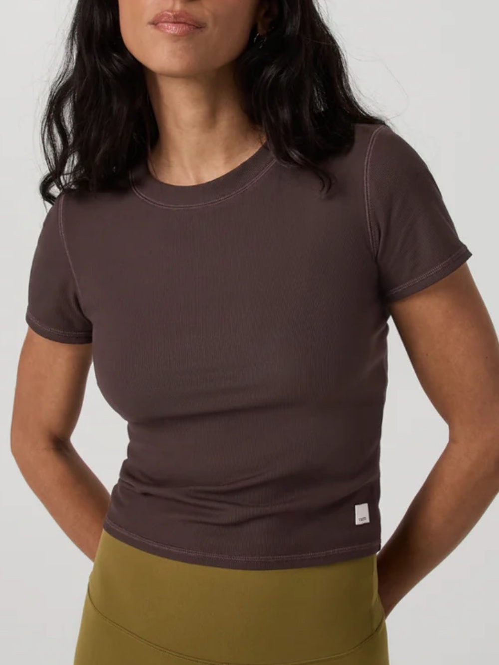Vuori Pose Fitted Tee French Roast Brown Ribbed Stretch Top M